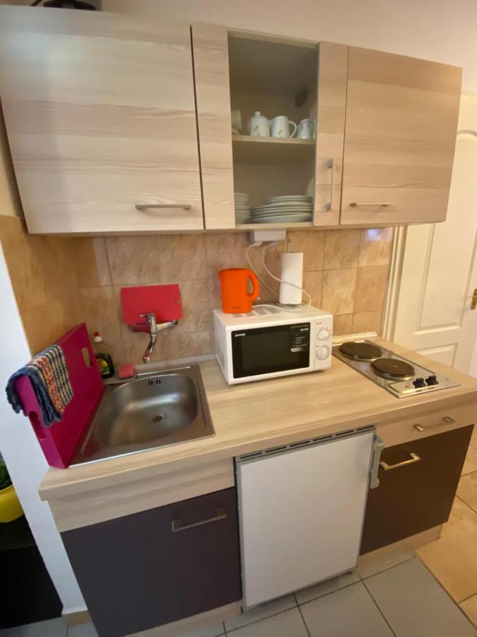 Apartment And Rooms Heart Of The City Budapest Extérieur photo