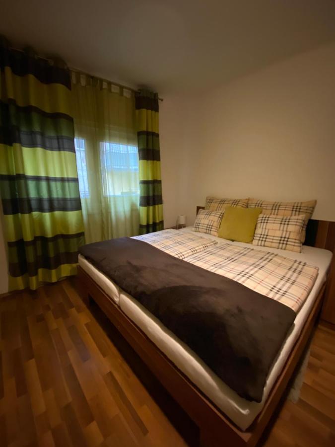 Apartment And Rooms Heart Of The City Budapest Extérieur photo