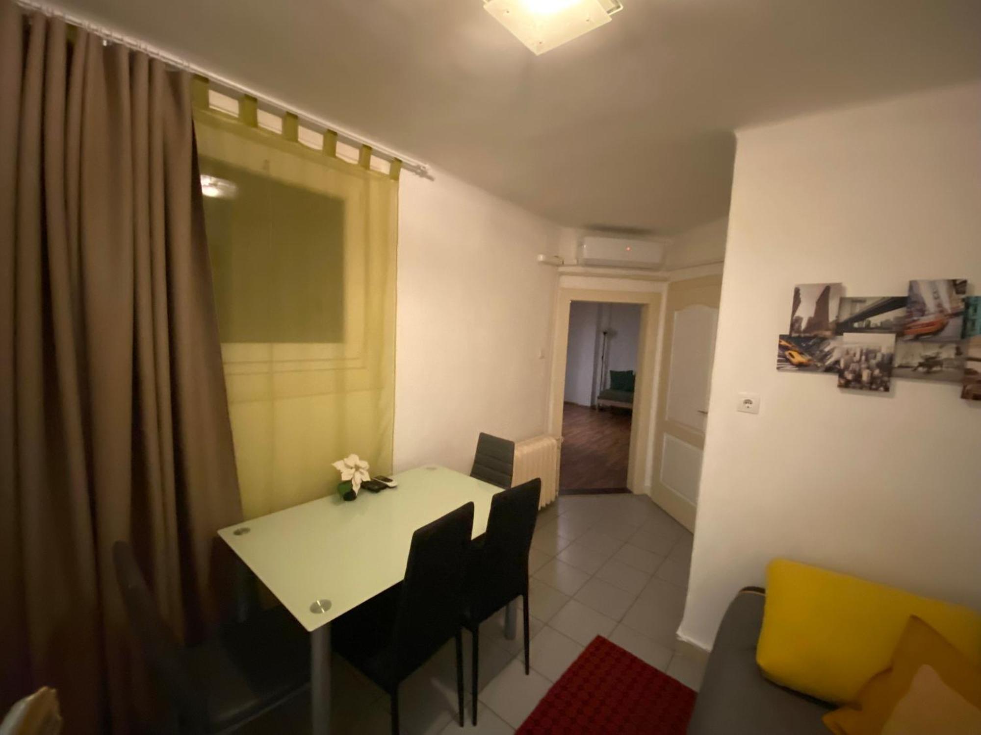 Apartment And Rooms Heart Of The City Budapest Extérieur photo