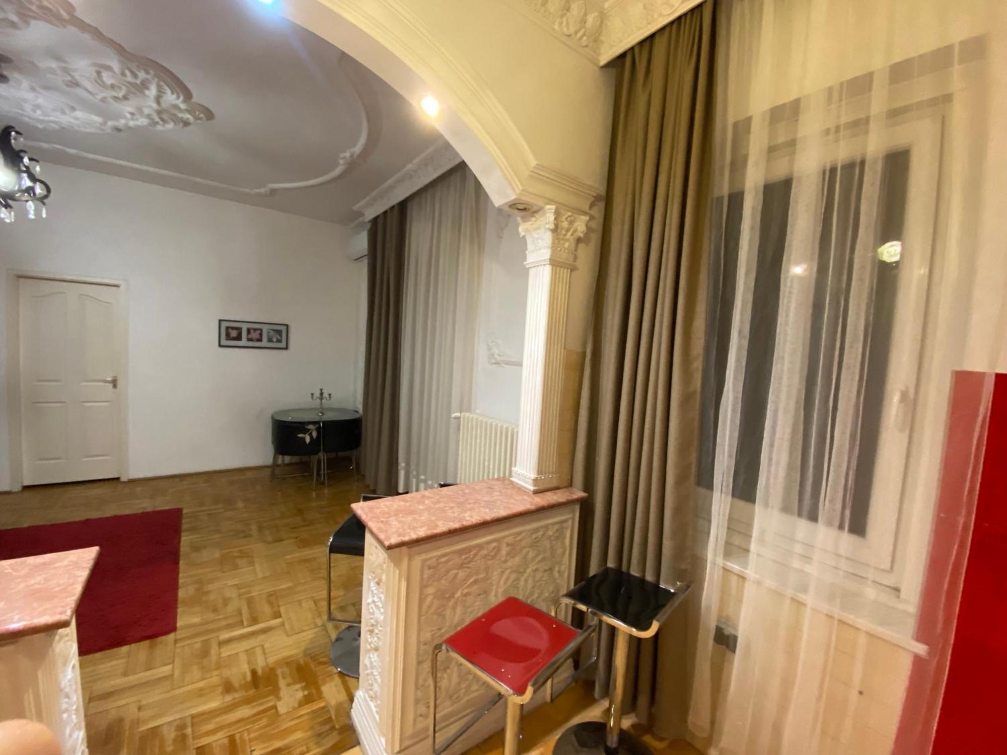 Apartment And Rooms Heart Of The City Budapest Extérieur photo