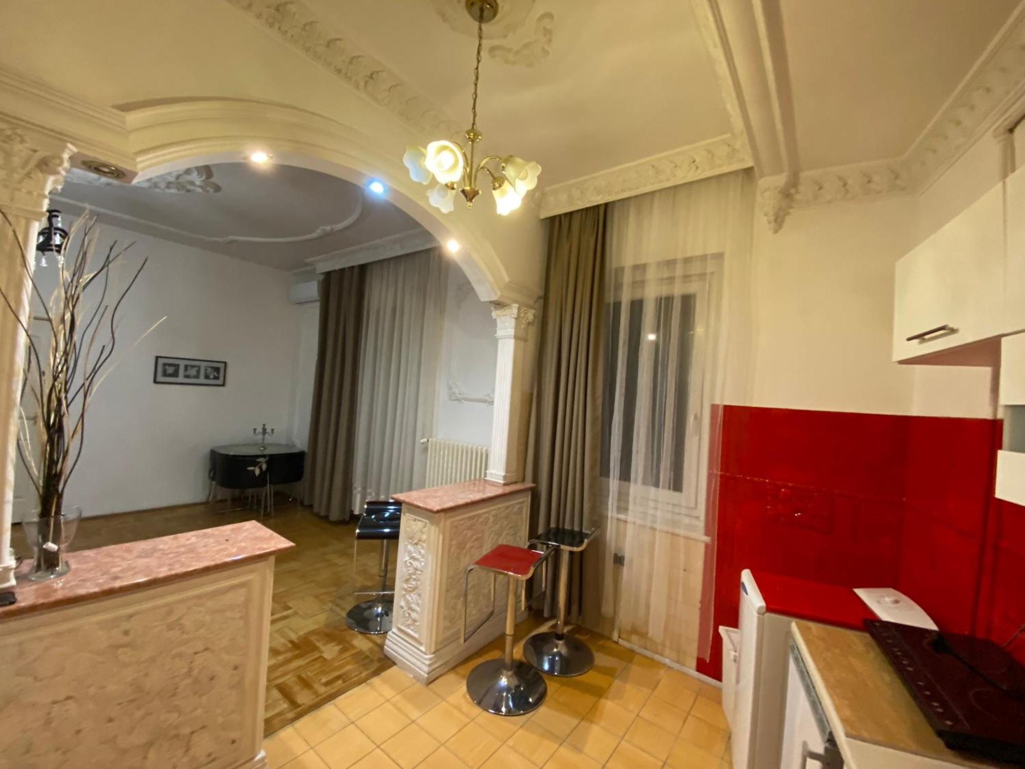 Apartment And Rooms Heart Of The City Budapest Extérieur photo