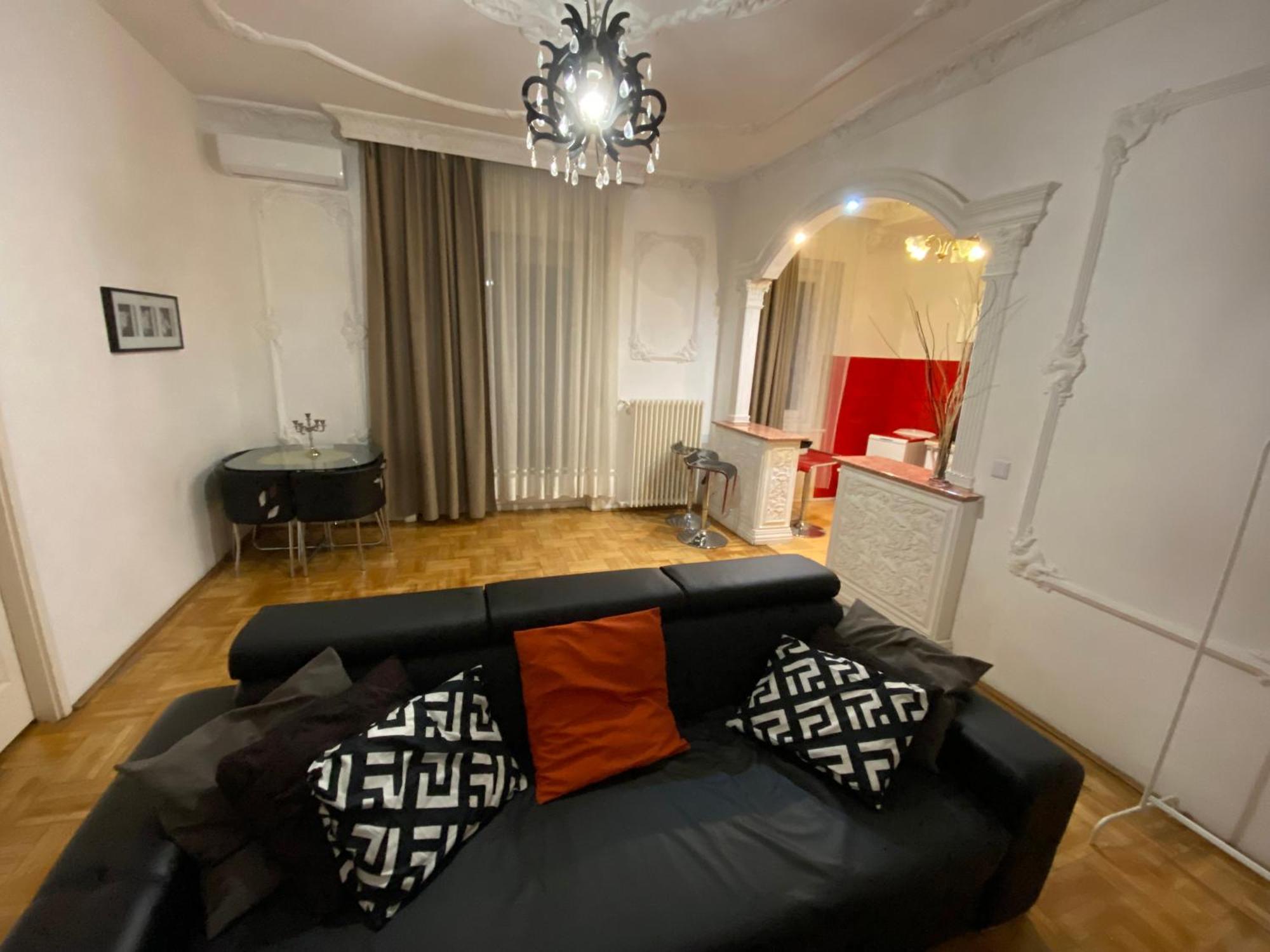 Apartment And Rooms Heart Of The City Budapest Extérieur photo