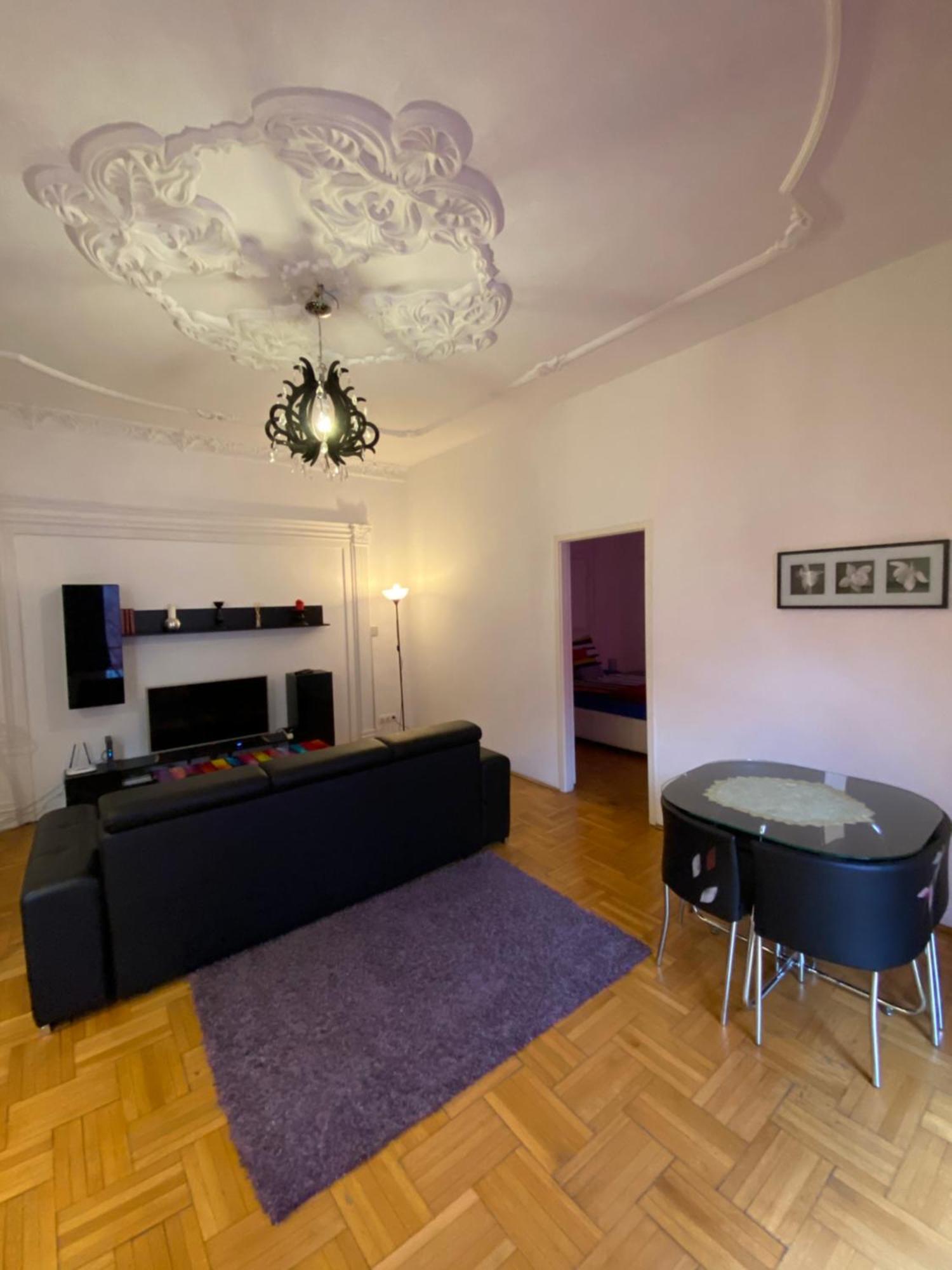 Apartment And Rooms Heart Of The City Budapest Extérieur photo