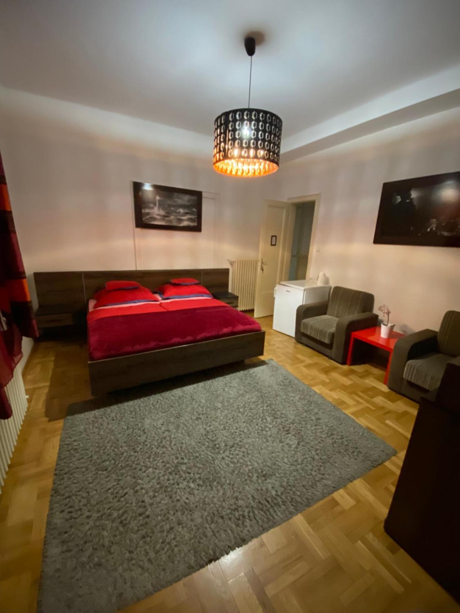 Apartment And Rooms Heart Of The City Budapest Extérieur photo