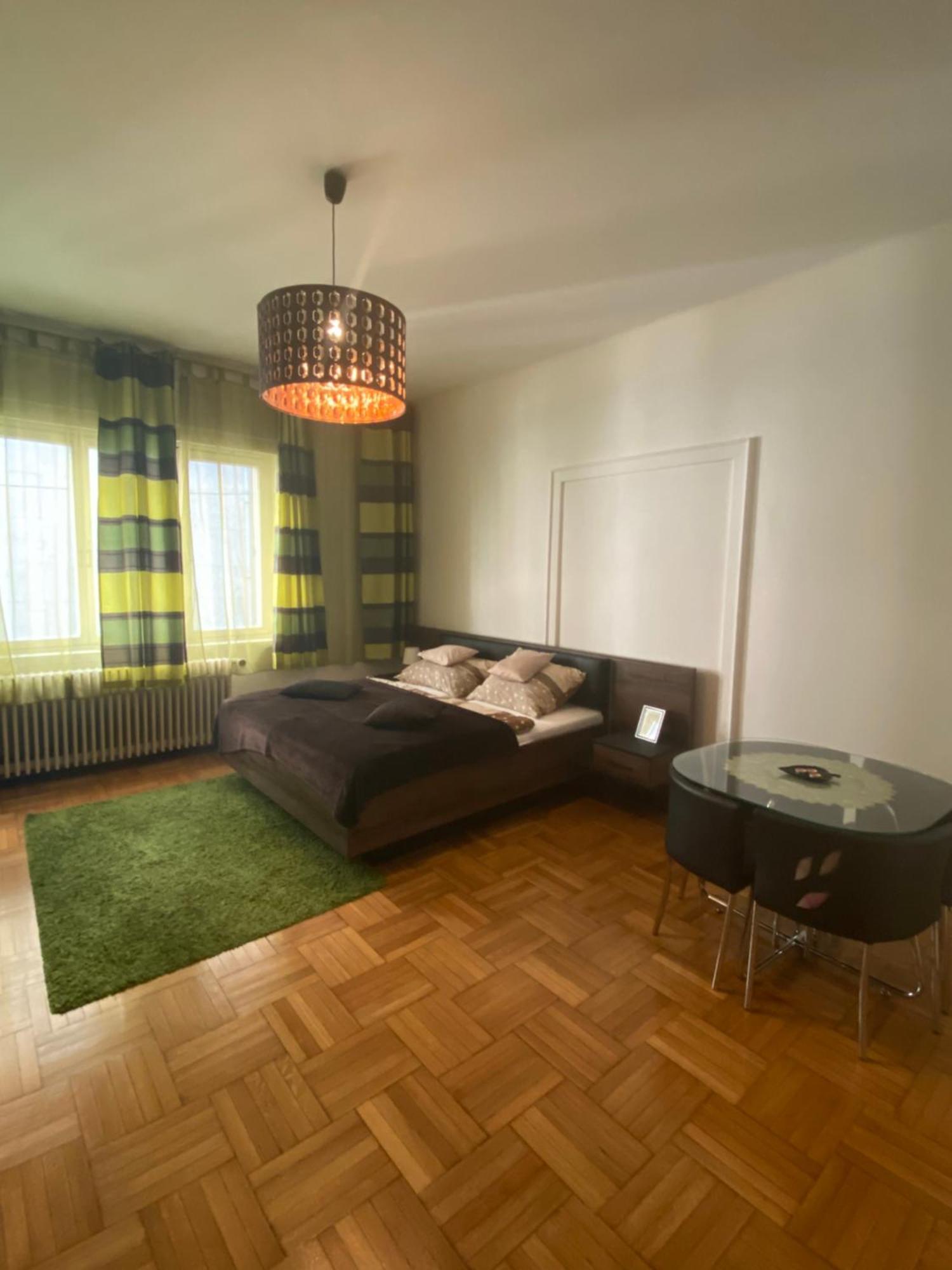 Apartment And Rooms Heart Of The City Budapest Extérieur photo