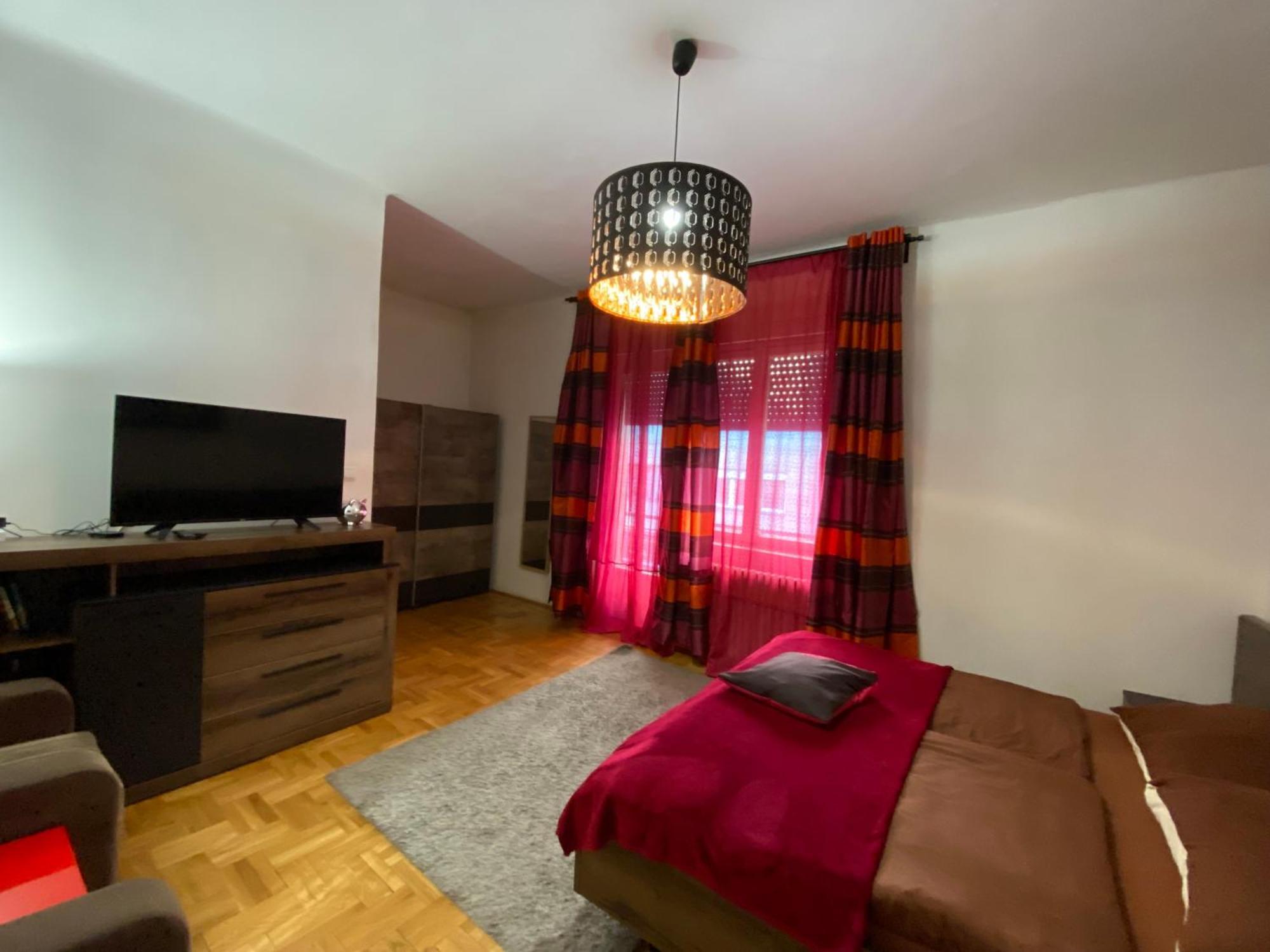 Apartment And Rooms Heart Of The City Budapest Extérieur photo
